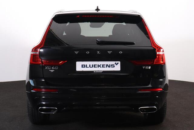 Volvo XC60 T5 R-Design - Sensus navigatie - Parkeersensoren voor & achter - Achteruitrijcamera - Bestuurdersstoel elektr. bedienbaar met geheugen - Verwarmbare voorstoelen - Verwarmbare voorruit - Trekhaak wegklapbaar - Harman/Kardon Audio - Full LED verlichting - C