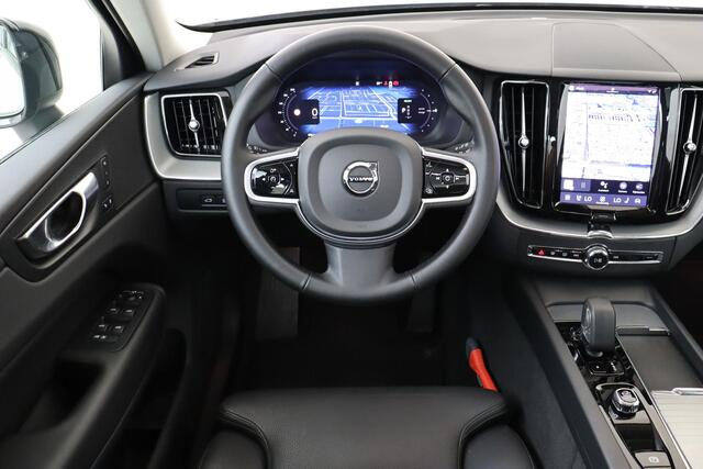 Volvo XC60 T6 PLUG-IN HYBRID AWD PLUS DARK -PANO.DAK|POWER-SEATS|360°CAM|TREKHAAK|ADAP.CRUISE|ALL-SEASON