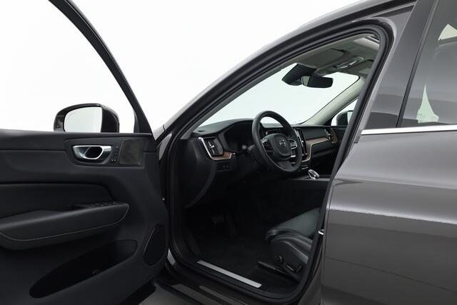 Volvo XC60 2.0 T8 Plug-in hybrid AWD Ultimate Bright |SOH 98.5% | Pano | H&K Audio | Stoel-Stuurverw. | Stoelventilatie | 360cam | Memory Seats | Head-Up