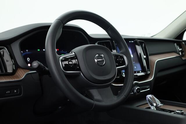 Volvo XC60 2.0 T8 Plug-in hybrid AWD Ultimate Bright |SOH 98.5% | Pano | H&K Audio | Stoel-Stuurverw. | Stoelventilatie | 360cam | Memory Seats | Head-Up
