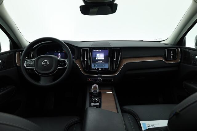 Volvo XC60 2.0 T8 Plug-in hybrid AWD Ultimate Bright |SOH 98.5% | Pano | H&K Audio | Stoel-Stuurverw. | Stoelventilatie | 360cam | Memory Seats | Head-Up