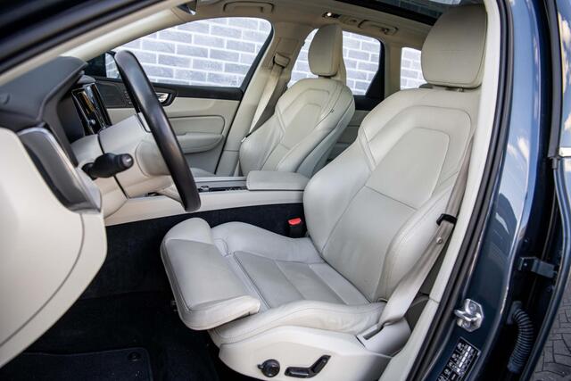 Volvo XC60 2.0 T8 Twin Engine AWD Inscription | Harman/Kardon | Power Seats | Stoelverwarming | BLIS | Volvo On Call | Sensoren voor + achter | 360 graden camera |