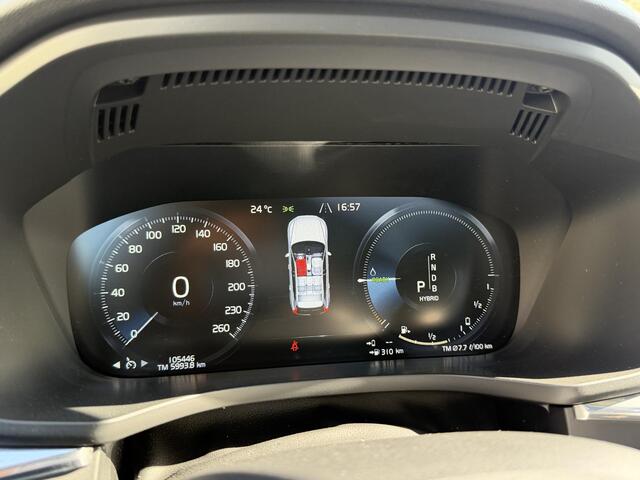 Volvo XC60 2.0 T8 Twin Engine AWD Momentum Pro Bowers & Wilkins - Panoramadak - Trekhaak