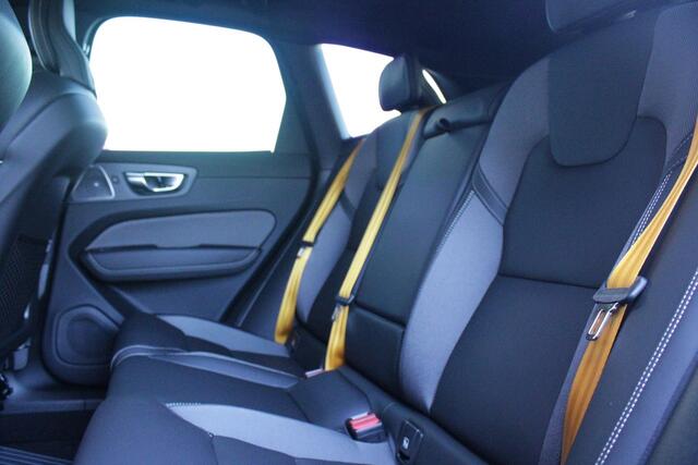 Volvo XC60 2.0 T8 Plug-in-hybrid AWD POLESTAR ENGINEERED | PANORAMA SCHUIF/KANTEL DAK | BOWERS & WILKINS PREMIUM SOUND SYSTEM | ELEKTRISCH WEGKLAPBARE TREKHAAK | 360° SURROUND VIEW CAMERA'S | STOEL/STUUR VERWARMING | ELEKTRISCH BEDIENBARE VOORSTOELEN MET GEHEUGEN OP