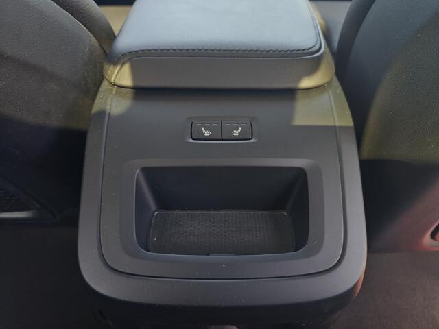 Volvo XC60 T8 Plug-in hybrid AWD Ultimate Bright | Rijklaarprijs | Trekhaak | Bowers Wilkins |