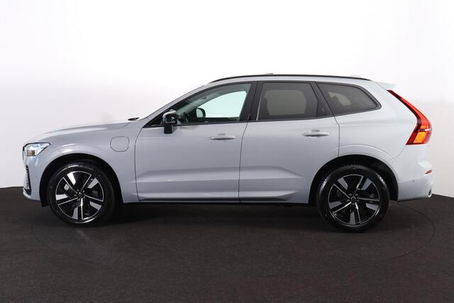 Volvo XC60 T6 Recharge AWD Plus Dark - Luchtvering - Panorama/schuifdak - IntelliSafe Assist & Surround - 360º Camera - Harman/Kardon audio - Adaptieve LED koplampen - Verwarmde voorstoelen, stuur & achterbank - Parkeersensoren voor & achter - Elektr. bedienb. voors