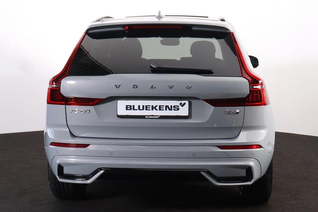 Volvo XC60 T6 Recharge AWD Plus Dark - Luchtvering - Panorama/schuifdak - IntelliSafe Assist & Surround - 360º Camera - Harman/Kardon audio - Adaptieve LED koplampen - Verwarmde voorstoelen, stuur & achterbank - Parkeersensoren voor & achter - Elektr. bedienb. voors