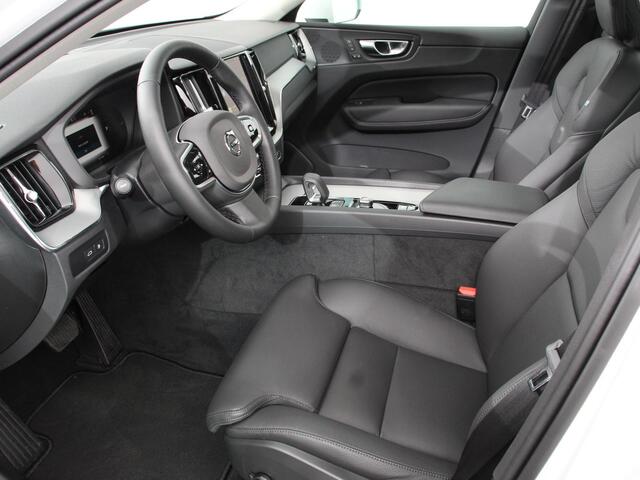 Volvo XC60 2.0 T6 Plug-in hybrid AWD Plus Bright Full LED Adaptive Cruise Control + Pilot Assist Parkeersensoren V&A+ camera Panaroma dak