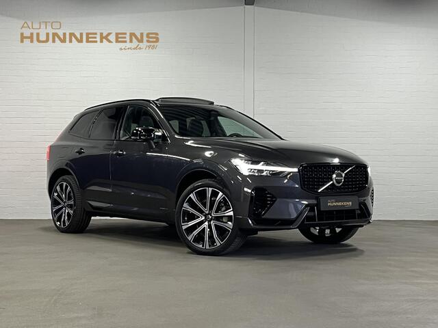 Volvo XC60 2.0 T6 Plug-in hybrid AWD Plus Dark Trekhaak | Adapt. cruise | Open dak | Stuur-/stoelverwarming | Memory | Harman/Kardon | Carplay