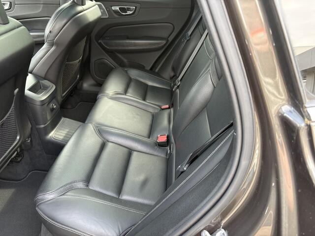 Volvo XC60 2.0 T8 TE AWD Inscr./Pano/Leer/Trekhaak