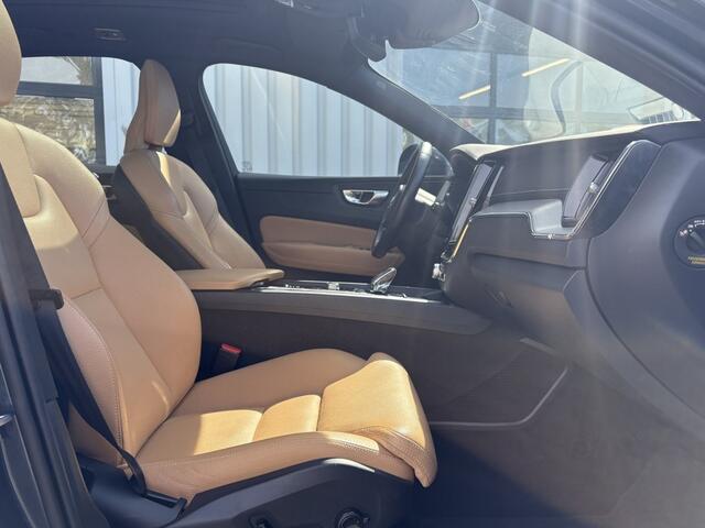 Volvo XC60 2.0 T8 AWD Inscription Pano I Trekhaak I All-in prijs!