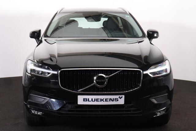 Volvo XC60 B4 Momentum - IntelliSafe Assist & Surround - Harman/Kardon audio - Adaptieve LED koplampen - Parkeercamera achter - Verwarmde voorstoelen & stuur - Parkeersensoren voor & achter - Elektr. bedienb. voorstoelen met geheugen - 18' LMV