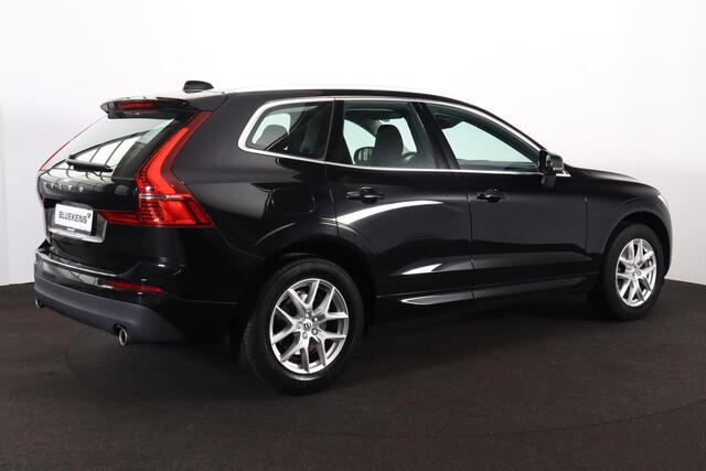 Volvo XC60 B4 Momentum - IntelliSafe Assist & Surround - Harman/Kardon audio - Adaptieve LED koplampen - Parkeercamera achter - Verwarmde voorstoelen & stuur - Parkeersensoren voor & achter - Elektr. bedienb. voorstoelen met geheugen - 18' LMV
