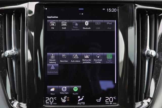 Volvo XC60 B4 Momentum - IntelliSafe Assist & Surround - Harman/Kardon audio - Adaptieve LED koplampen - Parkeercamera achter - Verwarmde voorstoelen & stuur - Parkeersensoren voor & achter - Elektr. bedienb. voorstoelen met geheugen - 18' LMV