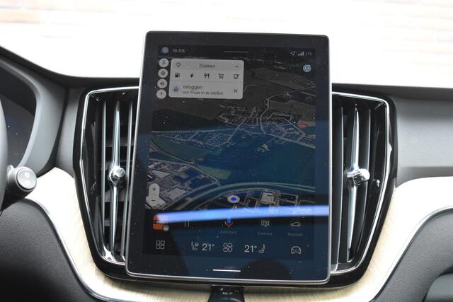 Volvo XC60 T6 350PK Plug-in hybrid AWD Ultra Dark | Trekhaak |