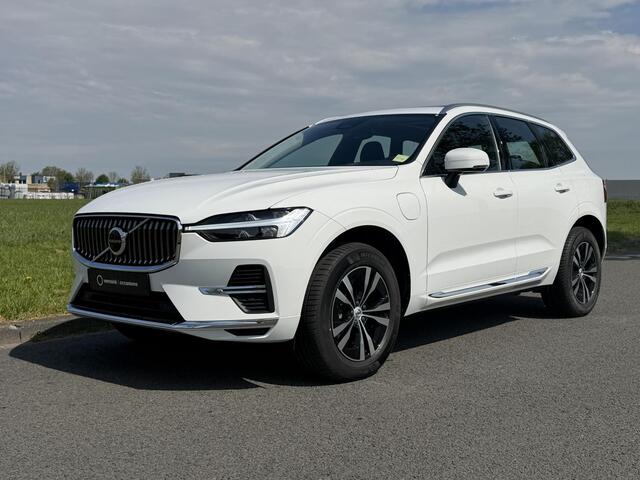Volvo XC60 2.0 T8 Plug-in hybrid AWD Inscription Expression | SOH 100% | Trekhaak | Achteruitrijcamera | Apple Carplay/Android Auto | Panoramadak | Stoel en stuurwielverwarming |