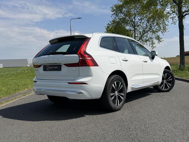 Volvo XC60 2.0 T8 Plug-in hybrid AWD Inscription Expression | SOH 100% | Trekhaak | Achteruitrijcamera | Apple Carplay/Android Auto | Panoramadak | Stoel en stuurwielverwarming |