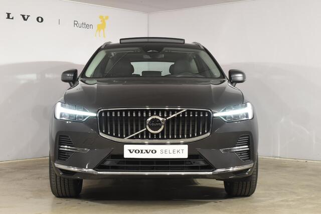 Volvo XC60 T6 350PK Automaat Plug-in Hybrid AWD Plus Bright / Navigatie / Elektrisch glazen schuif-kanteldak / Leren bekleding / Stuur & Stoelverwarming / Elektrische stoelen met geheugen / Elektrische achterklep / Cruise control