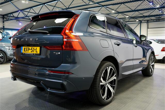 Volvo XC60 2.0 T6 AWD 293kW/399pk Aut8 Plug-in hybrid Ultra Dark PANORAMADAK + HARMAN/KARDON + EL.TREKHAAK + ADAPT.CRUISE + HEAD-UP + STOELVERWARMING V&A + STUURVERWARMING + GOOGLE DASH + 360 CAMERA + BLIS + CTA + PARKSENSOREN + 21" LM-VELGEN!!