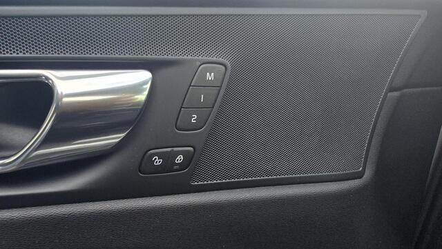 Volvo XC60 2.0 T5 Inscription |Pano|Memory|Trekhaak|Carplay|