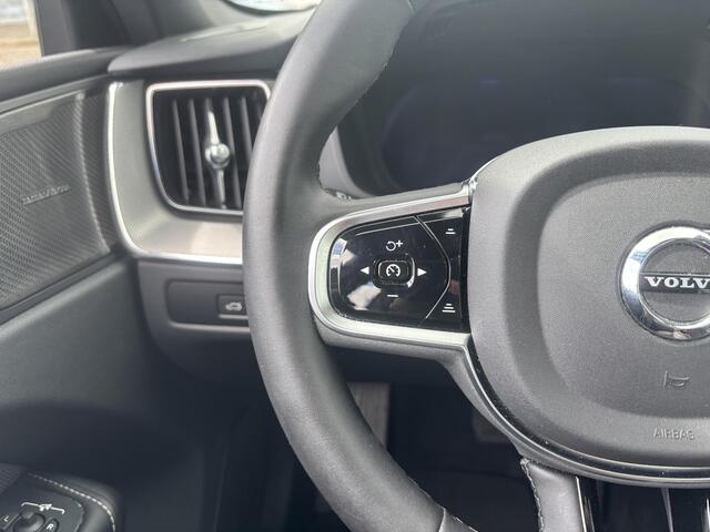 Volvo XC60 2.0 T6 Plug-in hybrid AWD Plus Bright | Panoramadak | Harman Kardon | Memory stoelen |