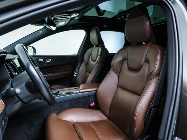 Volvo XC60 B5 Automaat Momentum Exclusive