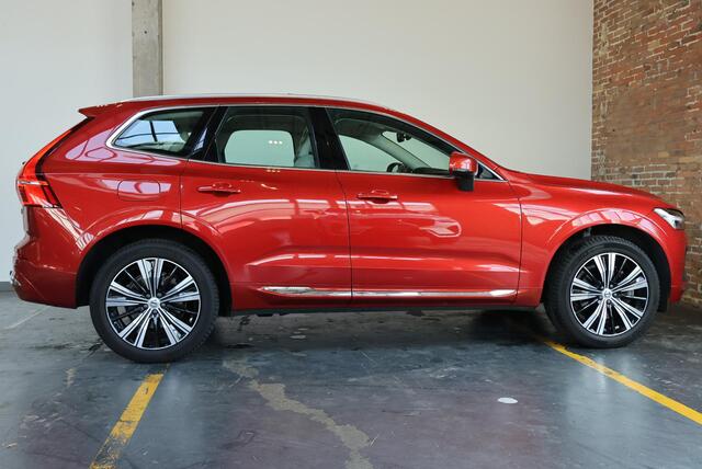 Volvo XC60 T6 Plug-in hybrid AWD Inscription Exclusive | Google Infotainment | Dealeronderhouden | Semi-Electrische wegklapbare trekhaak | Parkeerverwarming | Head-Up Display | Stoelverwarming | Stuurwielverwarming | Parkeersensoren | Panoramadak