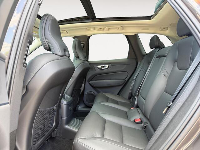 Volvo XC60 2.0 T6 Plug-in hybrid AWD Plus Bright | Full-LED koplampen | 360 Camera | Panoramadak | Stoelverwarming |