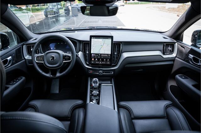 Volvo XC60 T6 Recharge Ultra Black Edition ** Facelift ** Trekhaak ** Harman/Kardon ** HUD ** Massage