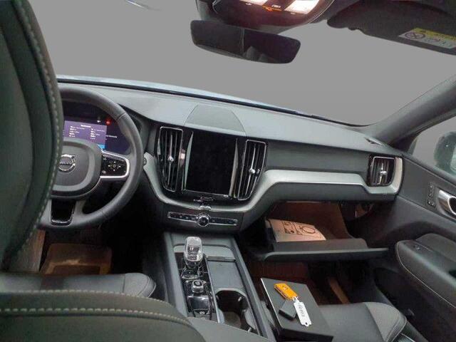 Volvo XC60 2.0 T6 Plug-in hybrid AWD R-Design | SOH:97% | Stoel/stuurverwarming | Standkachel | Power Seats | Memory | Google auto | Apple carplay/android auto | Parkeercamera |