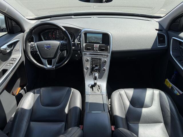 Volvo XC60 2.0 T5 FWD Polar+ Pano, Leder, Memory Seats, Camera