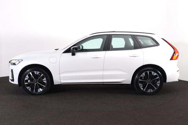 Volvo XC60 T6 Recharge AWD Ultra Dark - Panorama/schuifdak - IntelliSafe Assist & Surround - 360º Camera - Harman/Kardon audio - Adaptieve LED koplampen - Verwarmde voorstoelen, stuur & achterbank - Parkeersensoren voor & achter - Elektr. bedienb. voorstoelen met ge