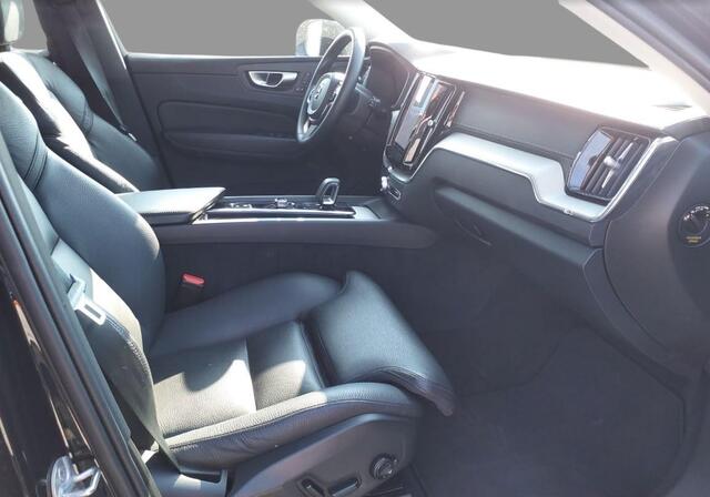 Volvo XC60 Plug-in Hybrid T6 AWD Ultimate Bright | Long Range | Adaptive cruise control | Panoramadak | Head-up display | Stoel- en stuurverwarming | Dode hoek detectie BLIS | Verwarmbare achterbank | Lederen bekleding | Standkachel | Actieve LED koplampen | 20 inch