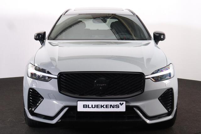 Volvo XC60 T8 Plug-in hybrid AWD Ultra Black Edition - Luchtvering - Panorama/schuifdak - IntelliSafe Assist & Surround - 360º Camera - Bowers & Wilkins audio - Adaptieve LED koplampen - Verwarmde voorstoelen, stuur & achterbank - Parkeersensoren voor & achter - Ele