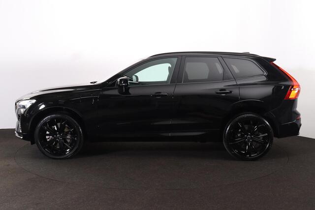 Volvo XC60 T6 Recharge AWD Plus Black Edition - Panorama/schuifdak - IntelliSafe Assist & Surround - 360º Camera - Harman/Kardon audio - Verwarmde voorstoelen, stuur & achterbank - Parkeersensoren voor & achter - Elektr. bedienb. voorstoelen met geheugen - Head up d