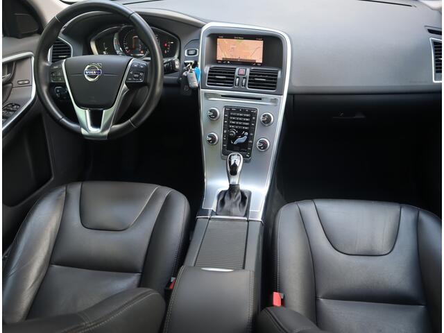 Volvo XC60 2.0 T5 FWD Polar+ Panodak / Stoelverw. / Lage KM Uitzonderlijk nette staat!