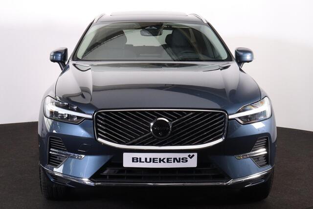 Volvo XC60 T6 Recharge AWD Plus Bright - Panorama/schuifdak - IntelliSafe Assist & Surround - 360º Camera - Harman/Kardon audio - Adaptieve LED koplampen - Verwarmde voorstoelen, stuur & achterbank - Parkeersensoren voor & achter - Elektr. bedienb. voorstoelen met g
