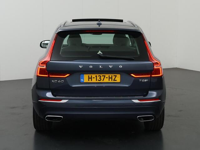 Volvo XC60 2.0 T8 Twin Engine AWD Inscription | Panoramadak | Luchtvering | Cruise Control Adaptief | Elekt Wegklapbare Trekhaak |