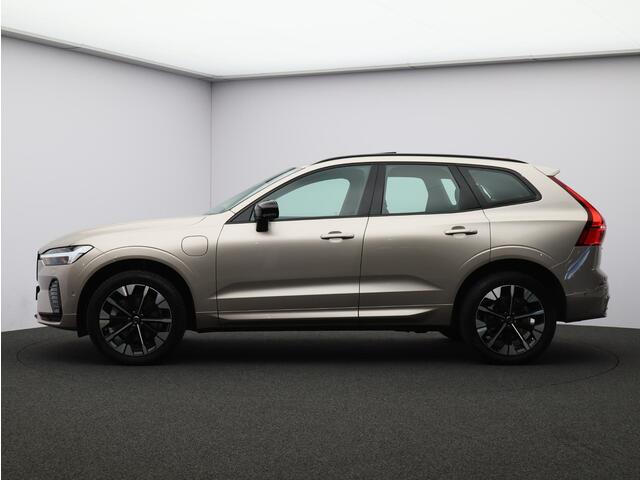 Volvo XC60 T6 AWD Plug-in hybrid Ultra Dark / Trekhaak / Luchtvering / Panoramadak / Head-Up Display / Harman Kardon / 360 Camera / Stoel+Stuurverwarming / BLIS /