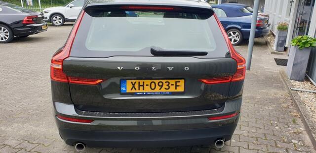 Volvo XC60 2.0 T8 TWIN ENGINE AWD MOMENTUM Panoramadak