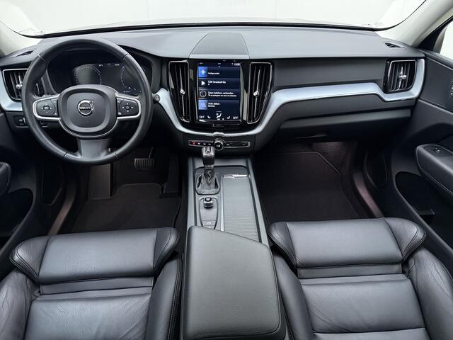 Volvo XC60 T5 252pk Automaat Momentum / Elektrische verstelbare stoelen / Keyless entry / Stoelverwarming / Trekhaak / Apple carplay /