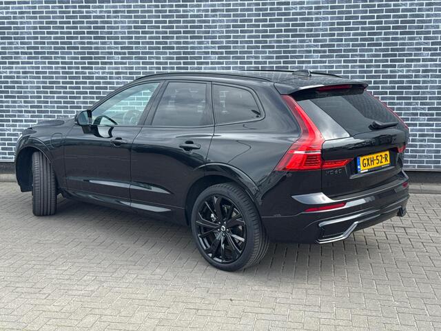 Volvo XC60 2.0 T6 Plug-in Hybrid AWD Plus Black Edition | PHEV Long Range | Harman Kardon Audio | Panoramadak | Sportstoelen | Keyless Entry | Elektrische Achterklep | Navigatie | Apple Carplay | Android Auto | Elektrisch Verstelbare Voorstoelen