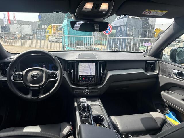 Volvo XC60 2.0 T6 Plug-in Hybrid AWD Plus Black Edition | PHEV Long Range | Harman Kardon Audio | Panoramadak | Sportstoelen | Keyless Entry | Elektrische Achterklep | Navigatie | Apple Carplay | Android Auto | Elektrisch Verstelbare Voorstoelen