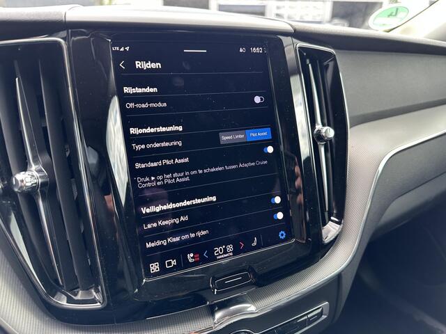 Volvo XC60 B4 Plus Dark ACC|Cam|leder|trekhaak
