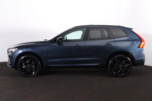 Volvo XC60 T6 Recharge AWD Plus Black Edition - Panorama/schuifdak - IntelliSafe Assist & Surround - 360º Camera - Harman/Kardon audio - Verwarmde voorstoelen, stuur & achterbank - Parkeersensoren voor & achter - Elektr. bedienb. voorstoelen met geheugen - Head up d
