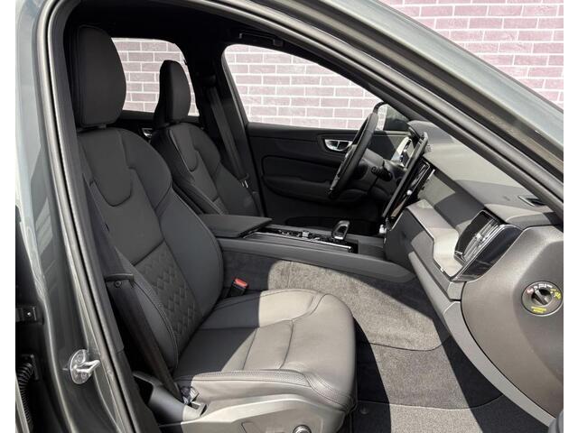 Volvo XC60 2.0 T6 Plug-in hybrid AWD Essential | Stoel/stuurverwarming | adaptieve cruise | BLIS | 19" velgen | Nordico interieur | Extra getint glas | Zwarte hemel bekleding | All Season Banden |