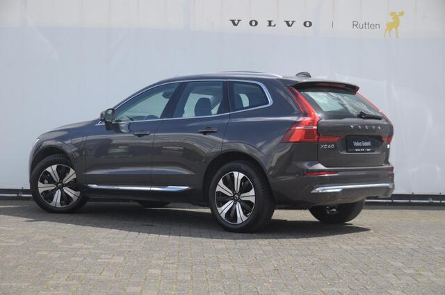 Volvo XC60 T6 350PK Automaat AWD Plus Bright / Panoramadak / Climate control / Parkeersensoren met camera / Elektrische stoelen / elektrische achterklep / Lederen bekleding / Apple carplay / Allseason banden