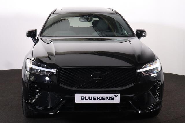 Volvo XC60 T8 Recharge AWD Plus Black Edition - Luchtvering - Panorama/schuifdak - IntelliSafe Assist & Surround - 360º Camera - Harman/Kardon audio - Adaptieve LED koplampen - Verwarmde voorstoelen, stuur & achterbank - Parkeersensoren voor & achter - Elektr. bedie