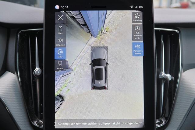 Volvo XC60 T8 Recharge AWD Plus Black Edition - Luchtvering - Panorama/schuifdak - IntelliSafe Assist & Surround - 360º Camera - Harman/Kardon audio - Adaptieve LED koplampen - Verwarmde voorstoelen, stuur & achterbank - Parkeersensoren voor & achter - Elektr. bedie