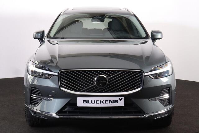 Volvo XC60 T6 Recharge AWD Plus Bright - Panorama/schuifdak - IntelliSafe Assist & Surround - 360º Camera - Harman/Kardon audio - Adaptieve LED koplampen - Verwarmde voorstoelen, stuur & achterbank - Parkeersensoren voor & achter - Elektr. bedienb. voorstoelen met g